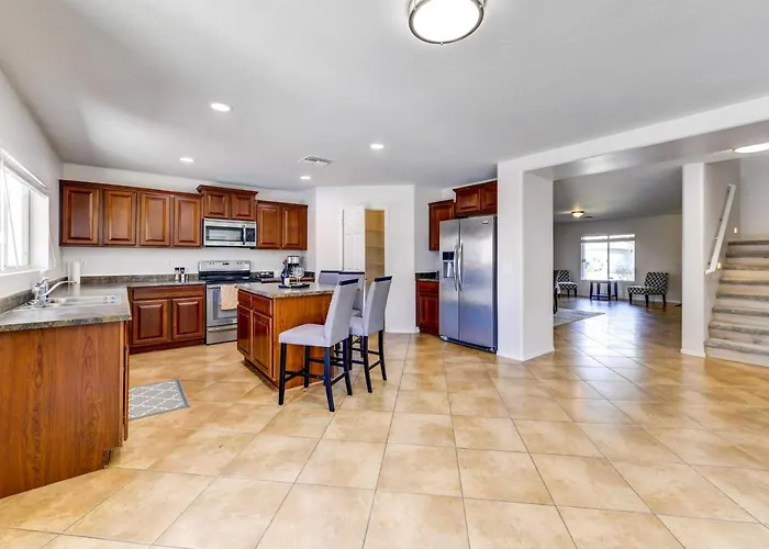 Ferienhaus Putting Green, Pool & Spa: In Queen Creek! Queen Creek
