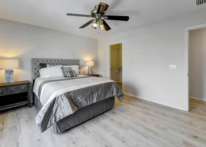 Ferienhaus Putting Green, Pool & Spa: In Queen Creek! Queen Creek
